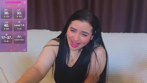 Nikki Kardashian online show from 02.01.25