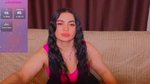 Nikki Kardashian online show from 03.05.25