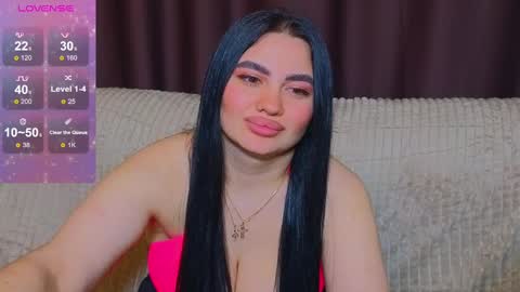 Nikki Kardashian online show from 03.08.25