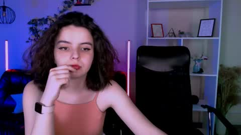 nikki_kiss_ online show from 06.01.26