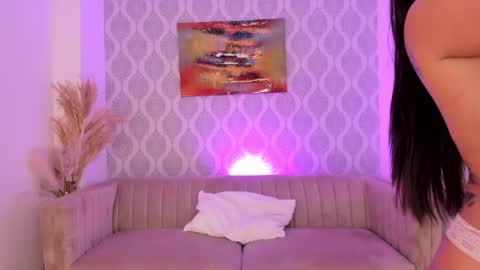 Nicole online show from 06.08.26