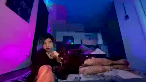 Snapshot of nikkineverlands chatting on 04.27.26 Nikki Neverland online show from 04.27.26