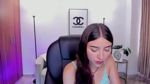 Snapshot of nikky_sweett_ chatting on 05.10.26 nikky_sweett_ online show from 05.10.26