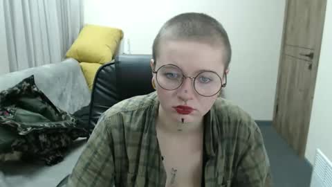 Snapshot of nikkysnow chatting on 10.01.25 nikkysnow online show from 10.01.25