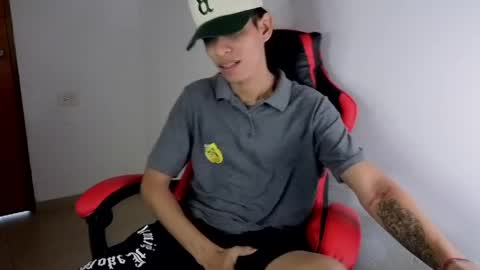 niklaus_wolf online show from 04.13.26