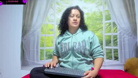 Snapshot of nikol32__ chatting on 10.06.25 dayan online show from 10.06.25