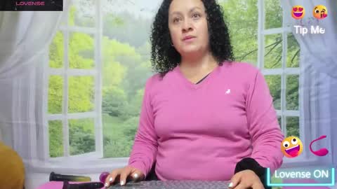 Snapshot of nikol32__ chatting on 11.04.25 dayan online show from 11.04.25