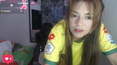 Snapshot of nikol_bridex2 chatting on 12.17.25 karol online show from 12.17.25