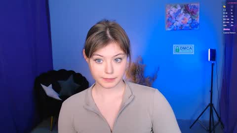 Snapshot of nikol_kitt chatting on 01.13.25 Little Niko Help me reach my goals online show from 01.13.25