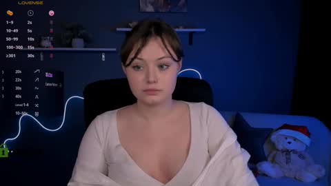 Snapshot of nikol_kitt chatting on 02.24.25 Little Niko Help me reach my goals online show from 02.24.25