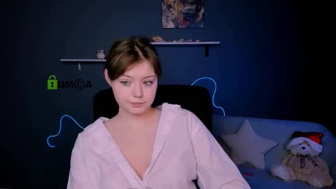 Snapshot of nikol_kitt chatting on 03.01.25 Little Niko Help me reach my goals online show from 03.01.25