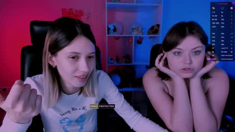 Snapshot of nikol_kitt chatting on 03.11.25 Little Niko Help me reach my goals online show from 03.11.25