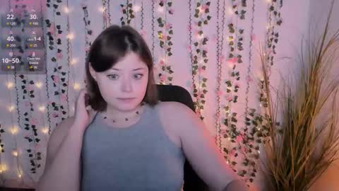 Snapshot of nikol_kitt chatting on 09.11.25 Little Niko Help me reach my goals online show from 09.11.25