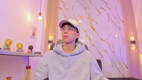    online show from 04.04.26