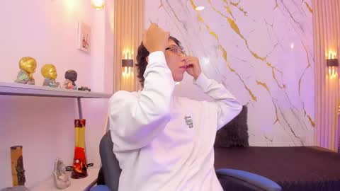    online show from 04.15.26