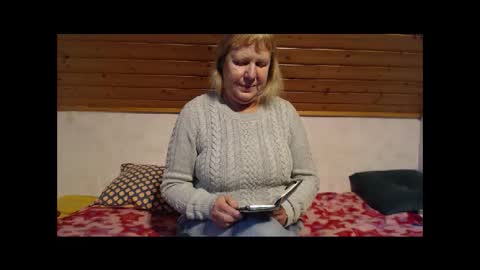 Nikole1 online show from 12.15.25