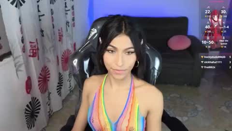 Snapshot of nikolwalter chatting on 11.15.25 nikolwalter online show from 11.15.25