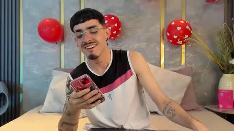 Snapshot of nikostone chatting on 02.14.26 Niko Stone online show from 02.14.26