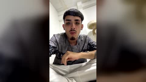 Snapshot of nikostone chatting on 02.18.26 Niko Stone online show from 02.18.26