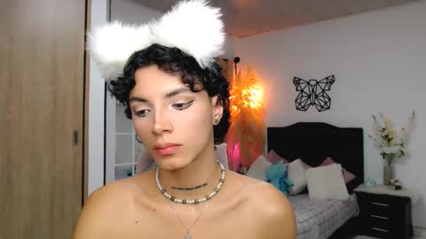 Nilam online show from 02.22.25