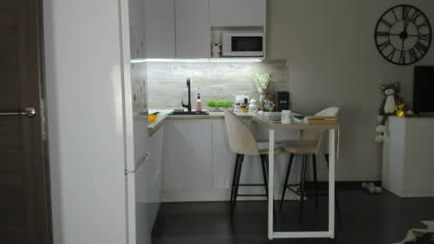 Bella online show from 04.13.26