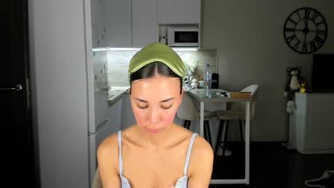 Bella online show from 04.30.26
