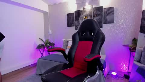 Nils online show from 10.10.25