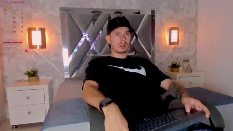 Nils online show from 11.17.25