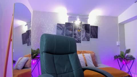 Nils online show from 12.04.25