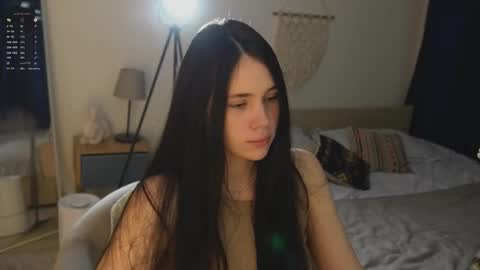 Jennet online show from 11.28.25