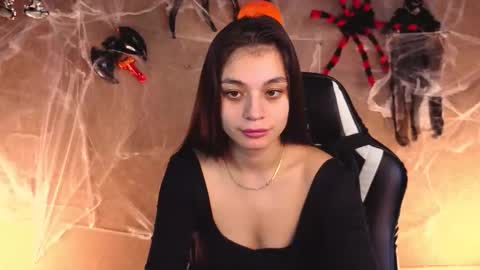 Ketrin online show from 10.29.25