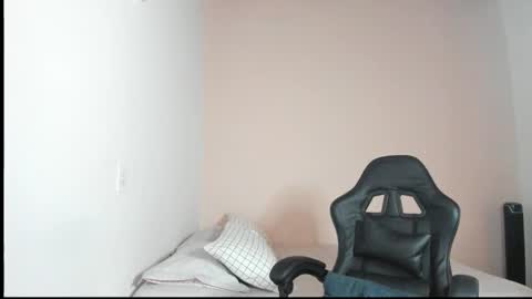  Nina  online show from 02.04.26