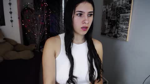 Snapshot of nina_smalls chatting on 12.17.25 Nina online show from 12.17.25