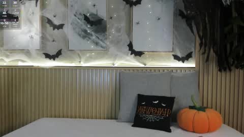 NINA online show from 10.25.25