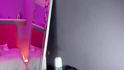 Nina online show from 02.21.26