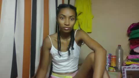 ninaeaa online show from 04.03.26