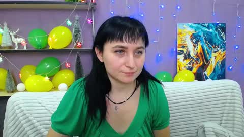 Snapshot of ninaflawlees chatting on 01.14.25 ninaflawlees online show from 01.14.25