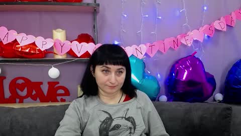 Snapshot of ninaflawlees chatting on 02.12.25 ninaflawlees online show from 02.12.25