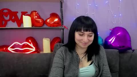 Snapshot of ninaflawlees chatting on 03.01.25 ninaflawlees online show from 03.01.25