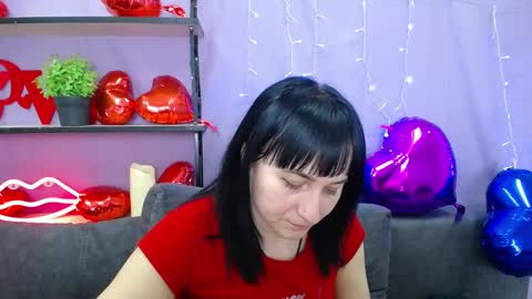 Snapshot of ninaflawlees chatting on 03.04.25 ninaflawlees online show from 03.04.25