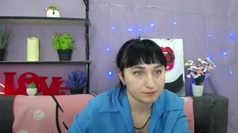 Snapshot of ninaflawlees chatting on 03.12.25 ninaflawlees online show from 03.12.25