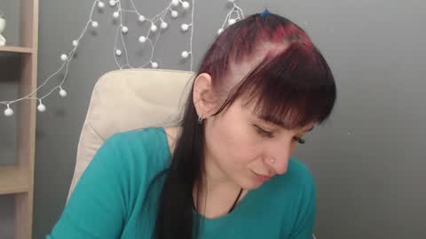 Snapshot of ninaflawlees chatting on 01.18.26 ninaflawlees online show from 01.18.26