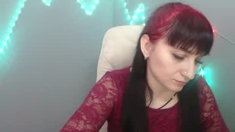 Snapshot of ninaflawlees chatting on 02.25.26 ninaflawlees online show from 02.25.26