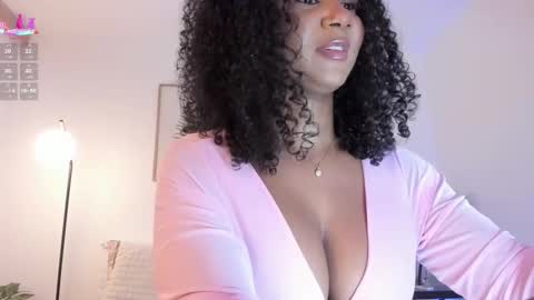 Snapshot of ninag0ld chatting on 01.09.26 Nina Sara online show from 01.09.26