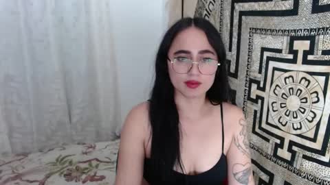 N I N A online show from 02.07.25