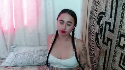 N I N A online show from 10.29.25