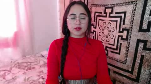 N I N A online show from 11.19.25