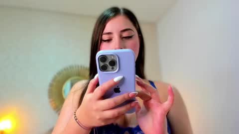 Snapshot of ninalens_cs chatting on 10.29.25 ninalens_cs online show from 10.29.25