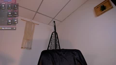 ninamonroee online show from 01.14.25