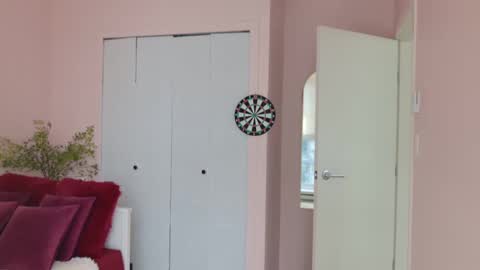 Snapshot of ninaoneil chatting on 02.25.25 NinaOneil online show from 02.25.25